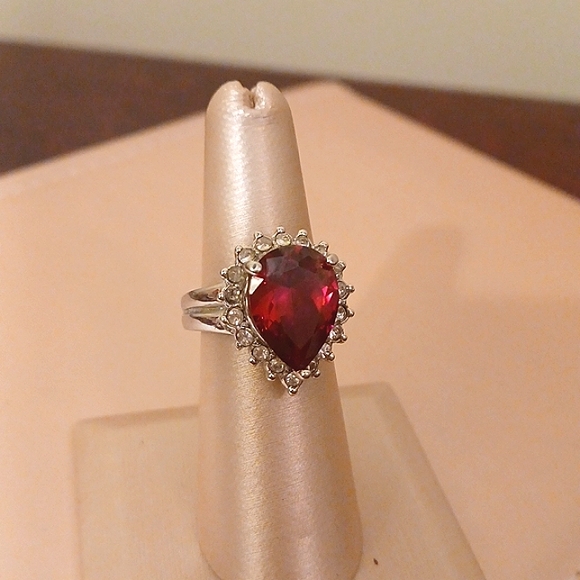 Valentine special!Pear shape, Ruby and diamond simulant ring! SZ.6 - Picture 2 of 4